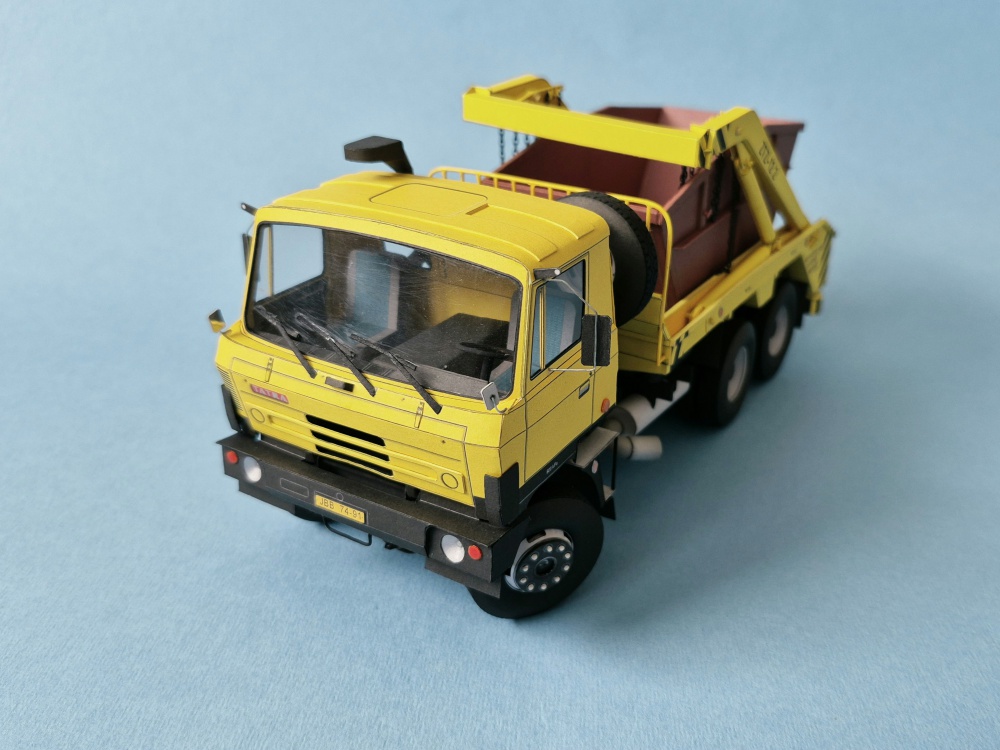 449245