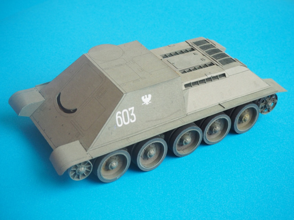 SU-85M (Plná velikost v novém okně) SU-85M