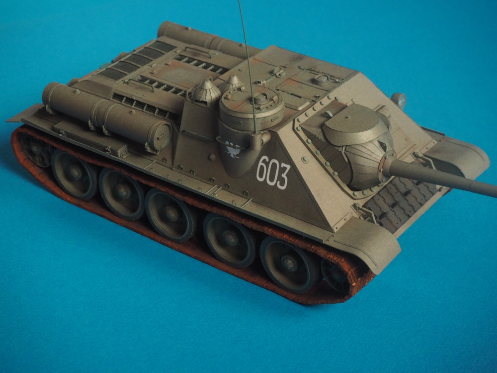 SU-85M (Plná velikost v novém okně) SU-85M