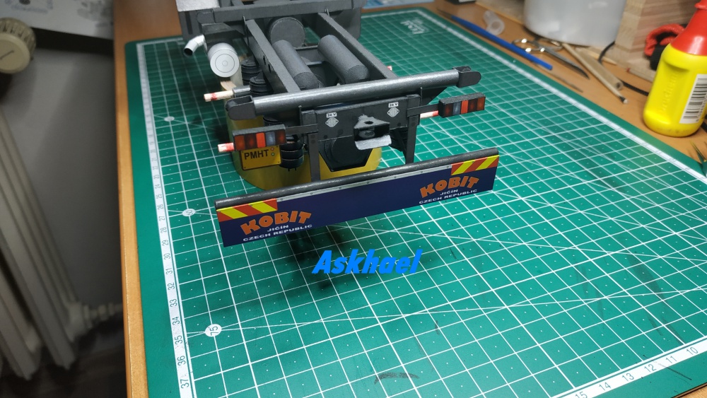 399595