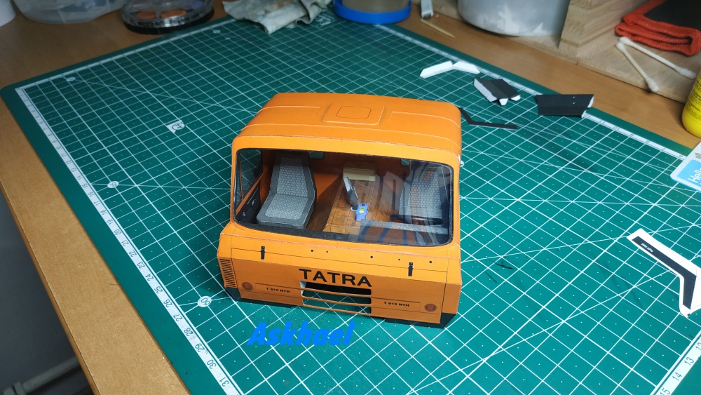 406572