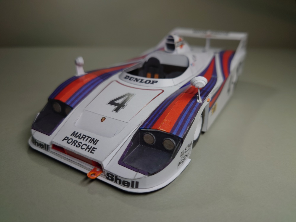 Porsche 936 (Plná velikost v novém okně) Porsche 936