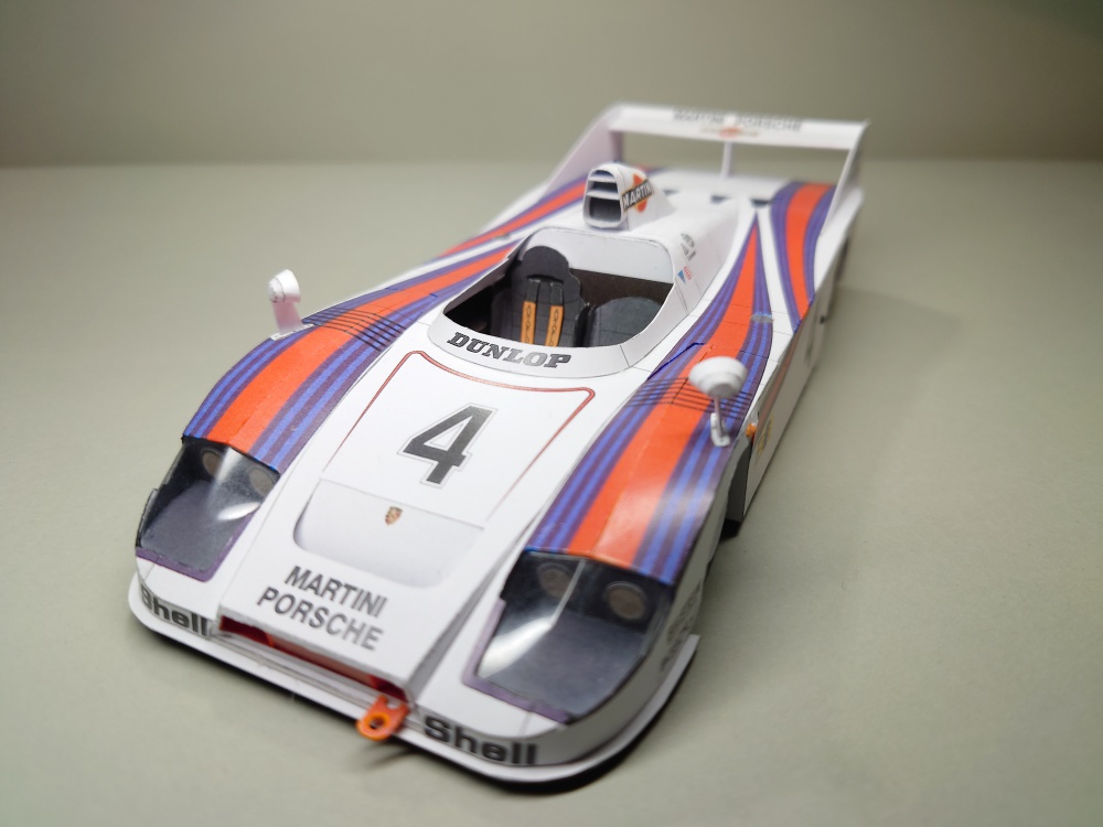 Porsche 936 (Plná velikost v novém okně) Porsche 936