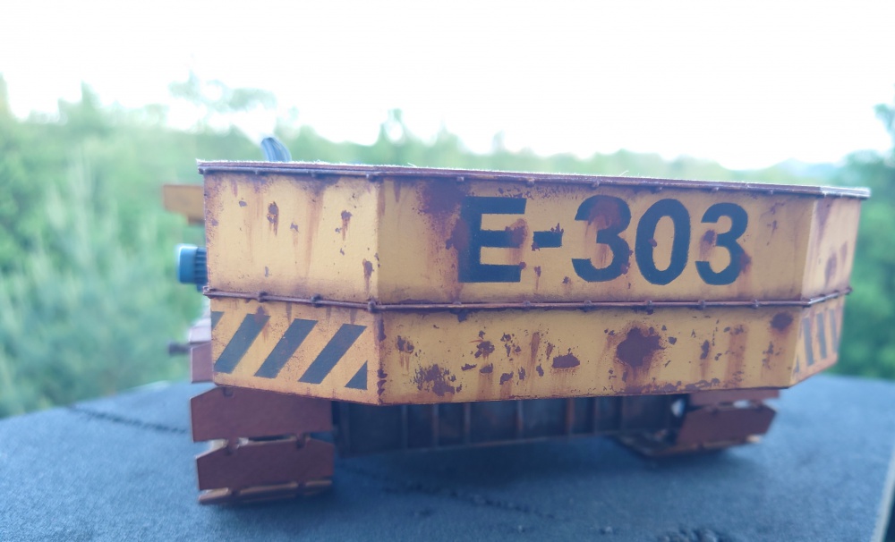 426495