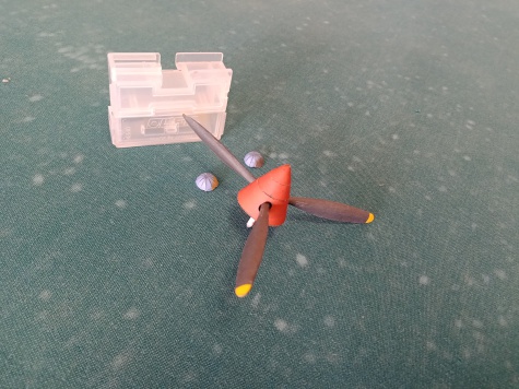Curtiss Tomahawk IIB / Hallinski / 1:33 Curtiss Tomahawk IIB / Hallinski / 1:33
