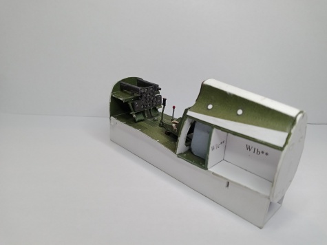 Curtiss Tomahawk IIB / Hallinski / 1:33 Curtiss Tomahawk IIB / Hallinski / 1:33