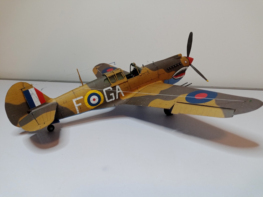 Curtiss Tomahawk IIB / Hallinski / 1:33 (Plná velikost v novém okně) Curtiss Tomahawk IIB / Hallinski / 1:33