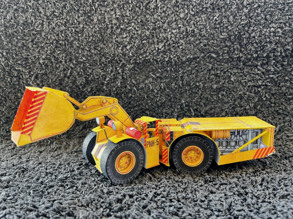 403704