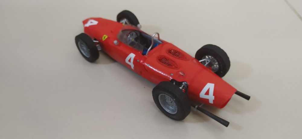Ferrari 156 Sharknose - Phil Hill -GP da Belgica 1961 (Plná velikost v novém okně) Ferrari 156 Sharknose - Phil Hill -GP da Belgica 1961