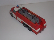 Cisternov� st��ka�ka CAS 32-T 148 a vysokozdvi�n� po��rn� plo�ina PP27-1 modely z ABC vs Ripper Works Richard V��kovsk�/MUDr. Jan Bruthans m 1:32