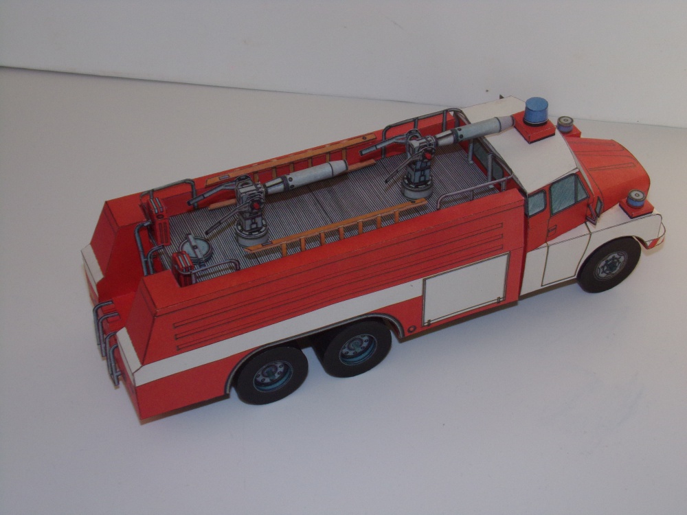Cisternová stříkačka CAS 32-T 148 a vysokozdvižná požární plošina PP27-1 modely z ABC vs Ripper Works Richard Výškovský/MUDr. Jan Bruthans m 1:32 (Plná velikost v novém okně) Cisternová stříkačka CAS 32-T 148 a vysokozdvižná požární plošina PP27-1 modely z ABC vs Ripper Works Richard Výškovský/MUDr. Jan Bruthans m 1:32