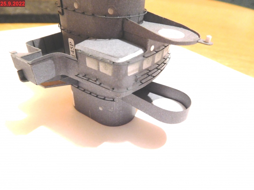 407329
