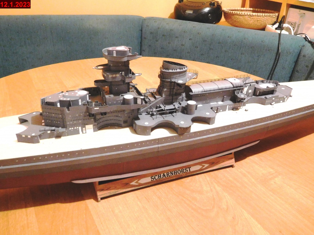 413146
