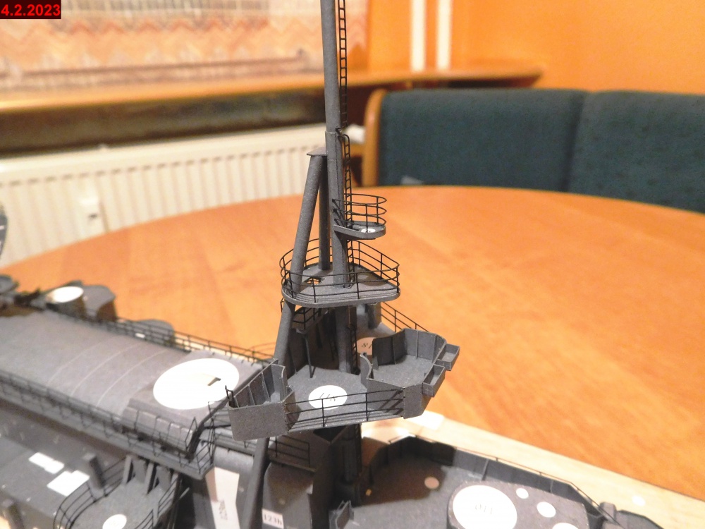 414436