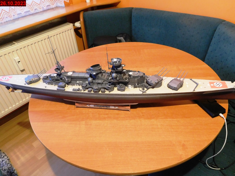 424042