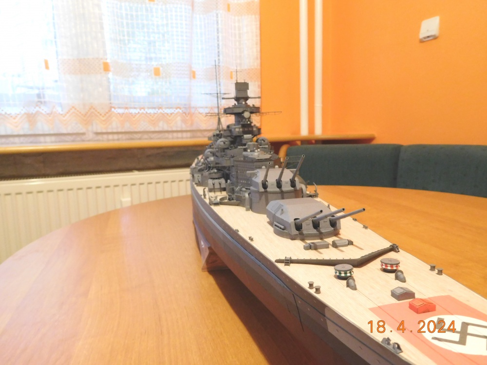 428415
