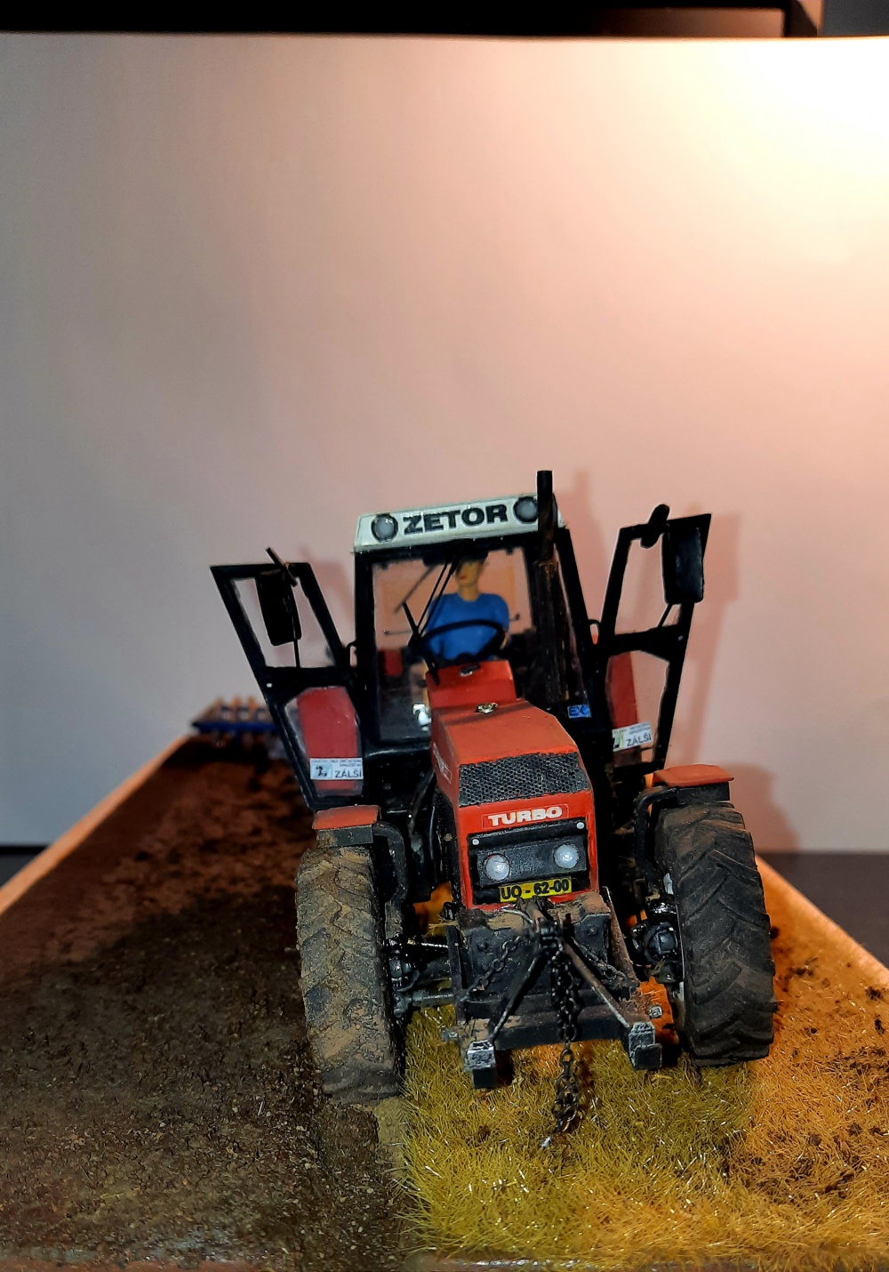 403298