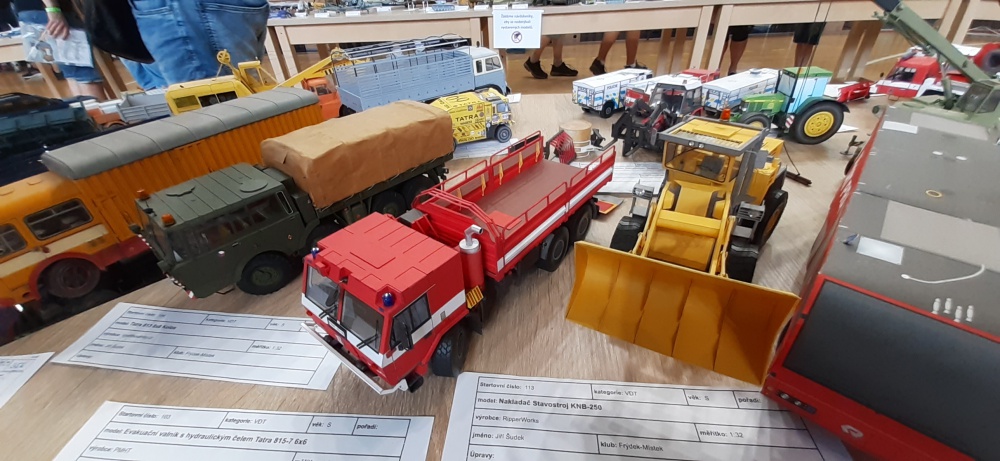 402254