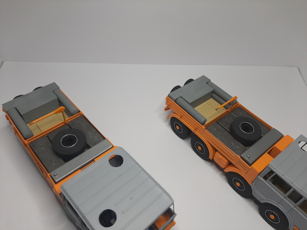428492