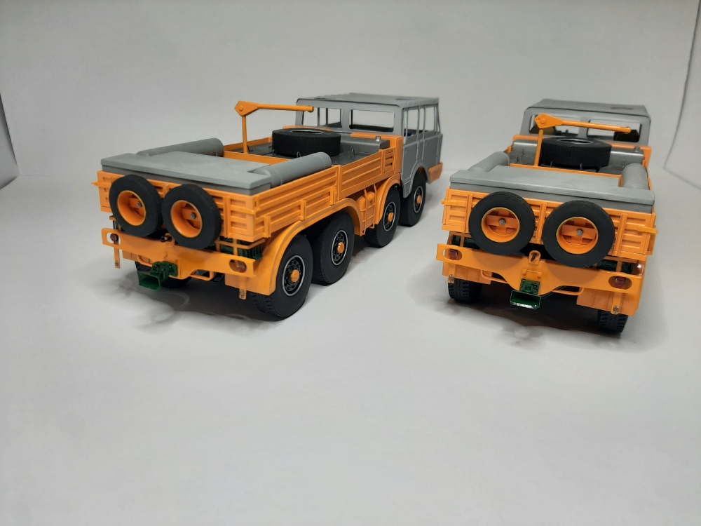 Tatra T813 TP 8x8 270k+ Scheuerle 125t (Plná velikost v novém okně) Tatra T813 TP 8x8 270k+ Scheuerle 125t