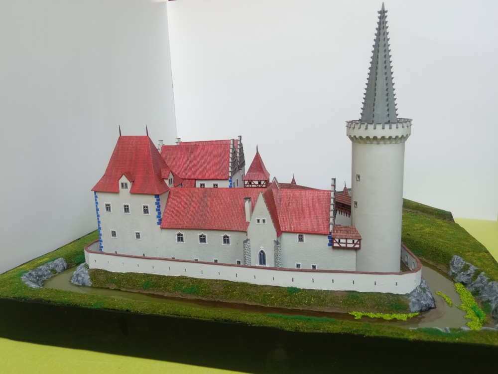 hrad Bor u Tachova (Plná velikost v novém okně) hrad Bor u Tachova