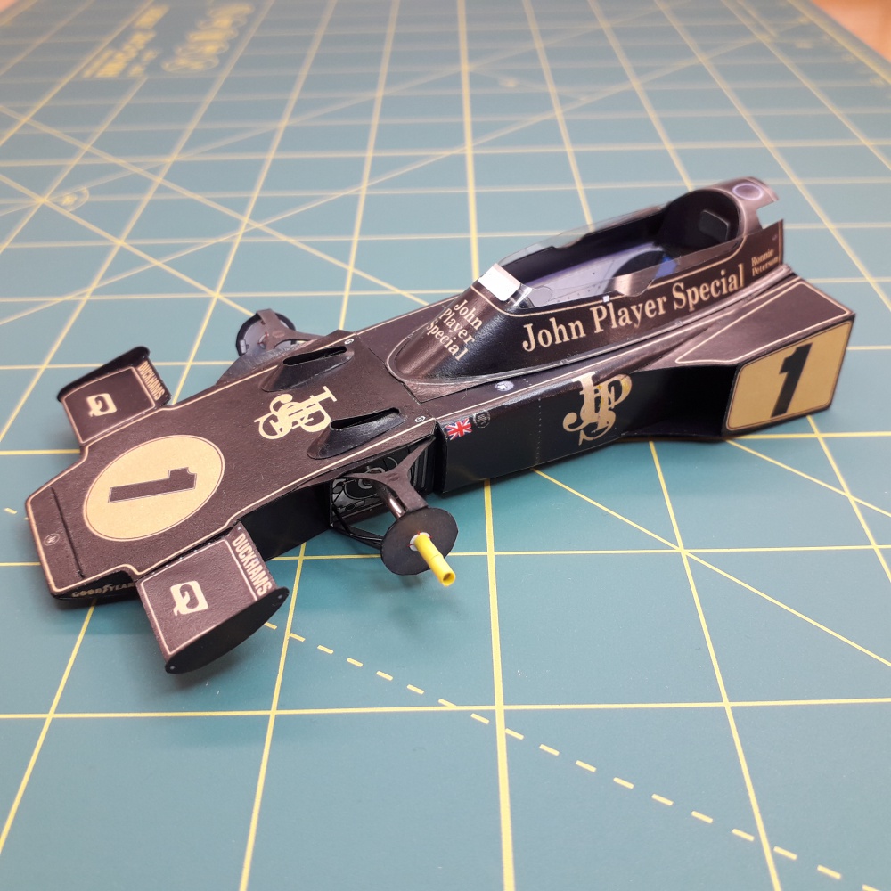 416668