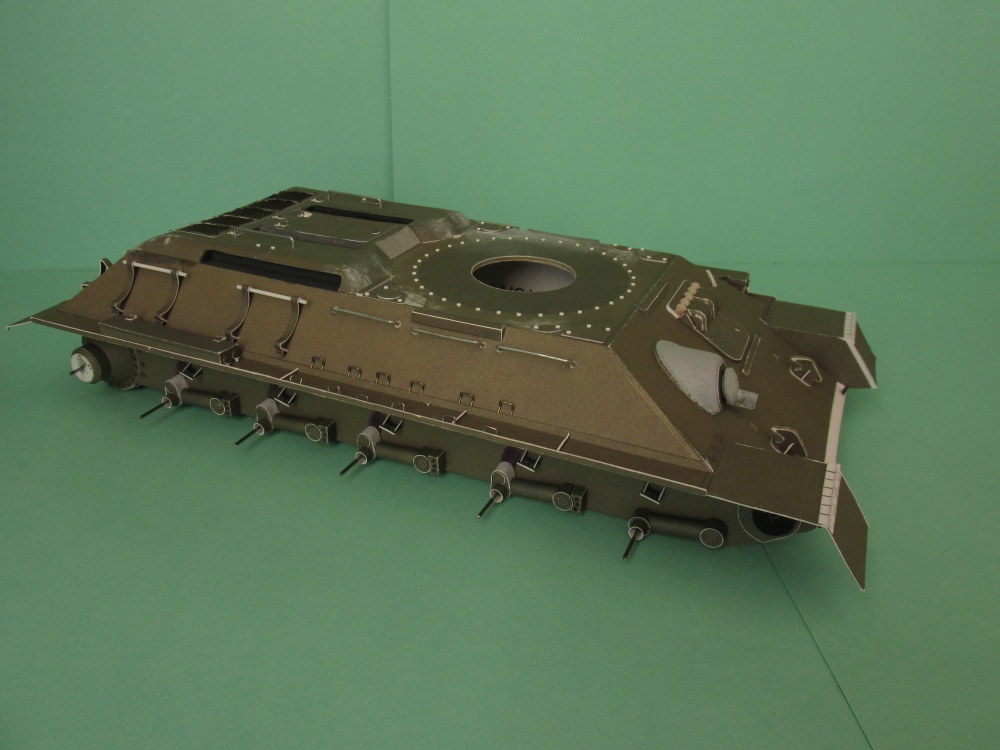 tank T-34/85 (Plná velikost v novém okně) tank T-34/85