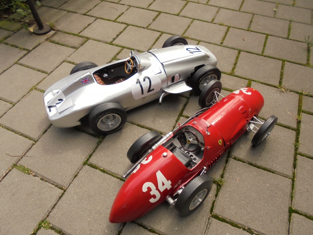 Mercedes W 196 1954 (Plná velikost v novém okně) Mercedes W 196 1954