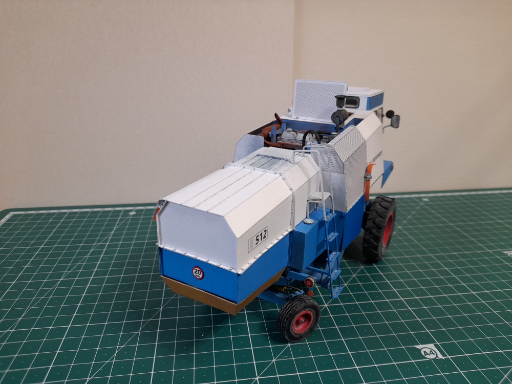 404944