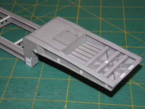 Tatra 815 6x6 NTH + návěs ZREMB N25.31/PMHT/1:32 Hotovo Tatra 815 6x6 NTH + návěs ZREMB N25.31/PMHT/1:32 Hotovo