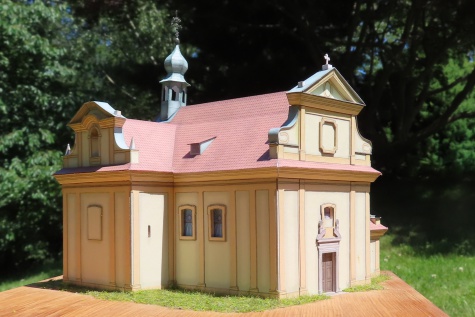 Nanebevzet� Panny Marie, Lobkovice