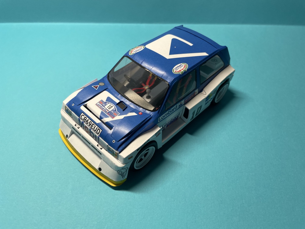 405842