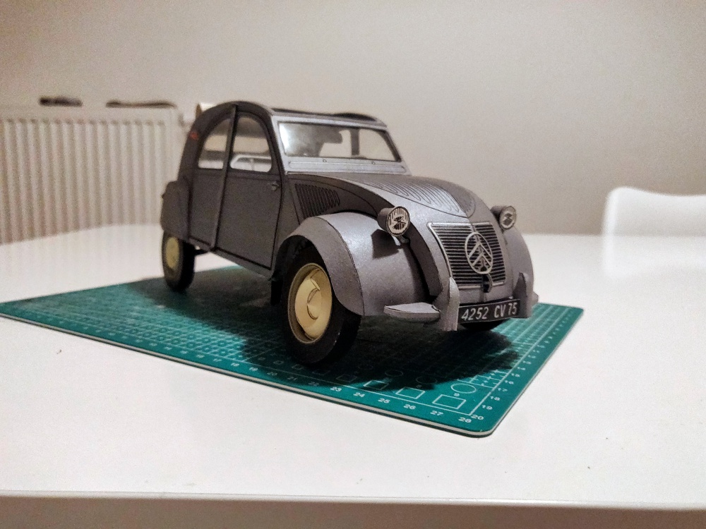 Citroen 2CV (Pln� velikost v nov�m okn�) Citroen 2CV