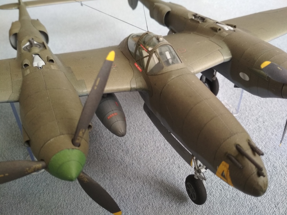 P-38H LIGHTNING (Plná velikost v novém okně) P-38H LIGHTNING
