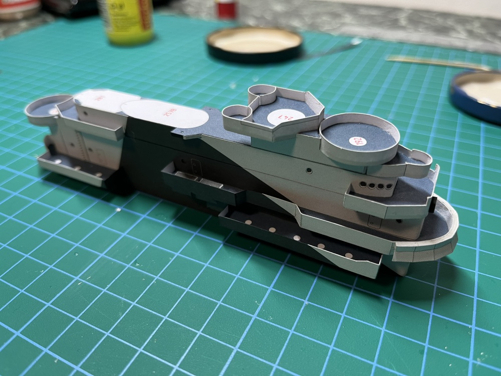 421565