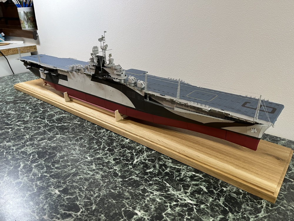 422841