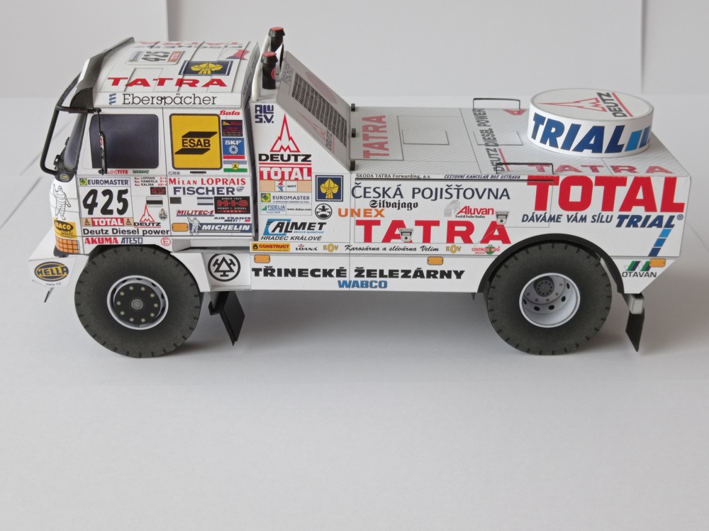 Tatra T 815 2 ZE R 55 16 400 4x4 .1/33 Puma, Dakar 2001 (Plná velikost v novém okně) Tatra T 815 2 ZE R 55 16 400 4x4 .1/33 Puma, Dakar 2001