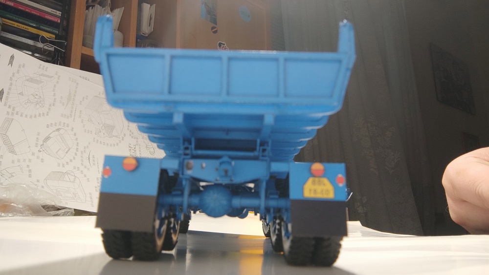 407859
