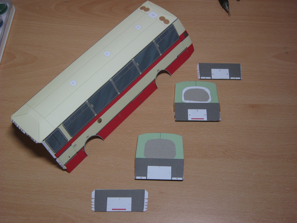 409110