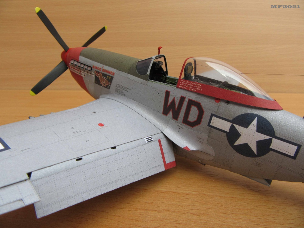 North American P-51D-20 Mustang (Plná velikost v novém okně) North American P-51D-20 Mustang