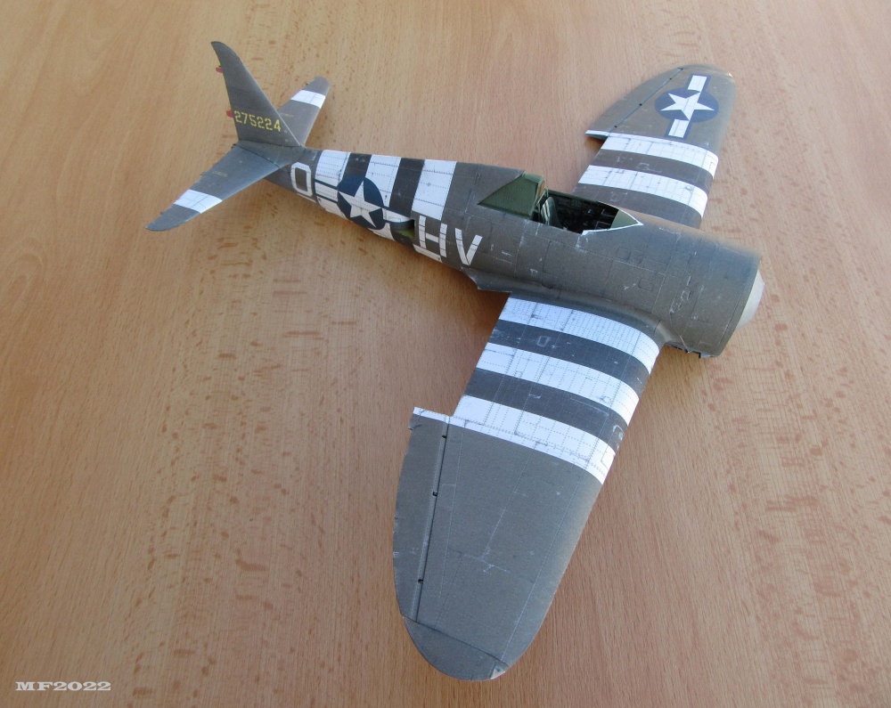 Republic P-47D-11 Thunderbolt (Plná velikost v novém okně) Republic P-47D-11 Thunderbolt