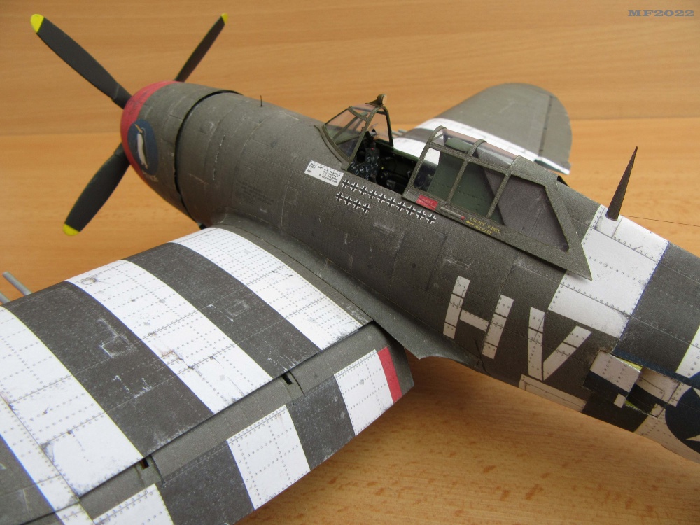 Republic P-47D-11 Thunderbolt (Plná velikost v novém okně) Republic P-47D-11 Thunderbolt