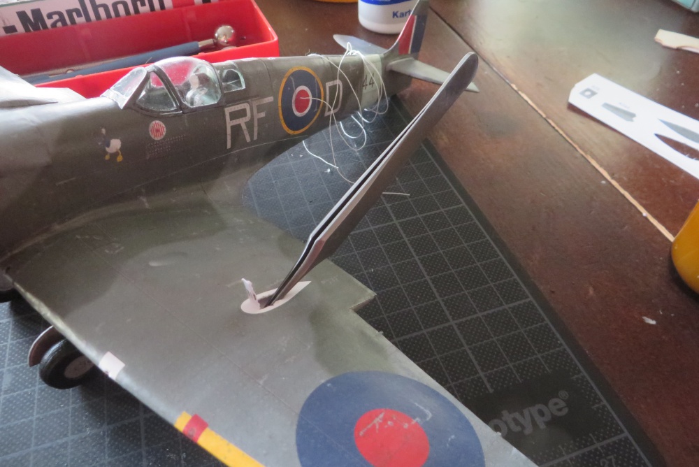 Supermarine Spitfire Vb (Plná velikost v novém okně) Supermarine Spitfire Vb