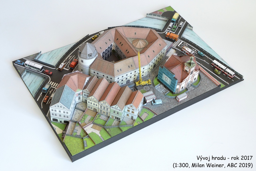 Minibox 1:300 (Plná velikost v novém okně) Minibox 1:300