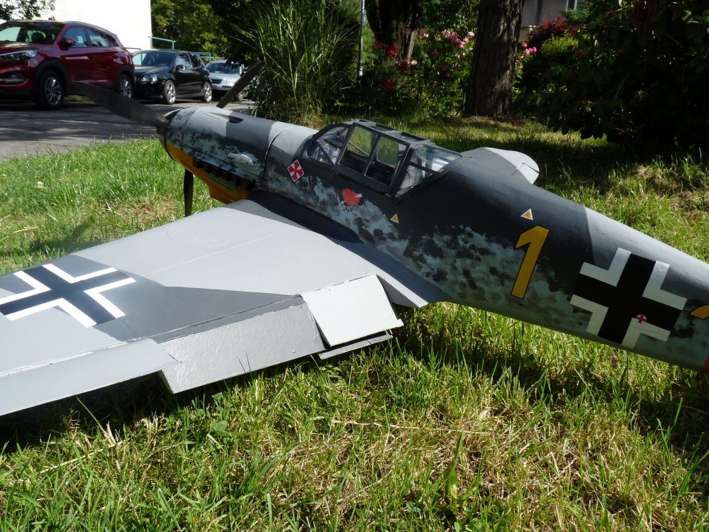 Messerschmitt BF 109 G4 (Plná velikost v novém okně) Messerschmitt BF 109 G4