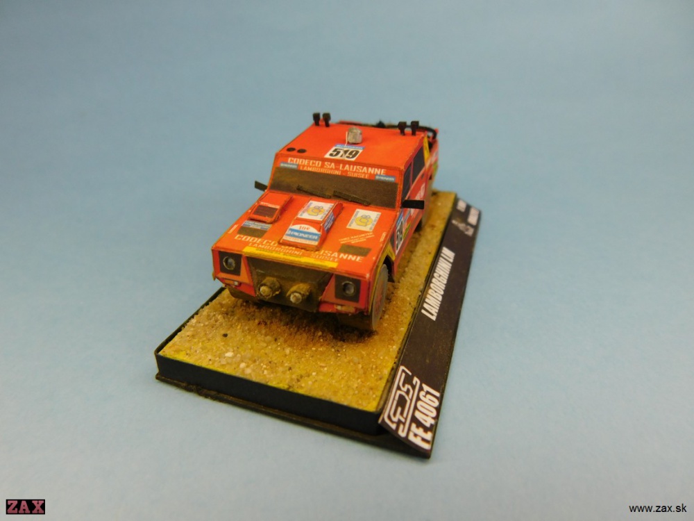 LAMBORGHINI LM002