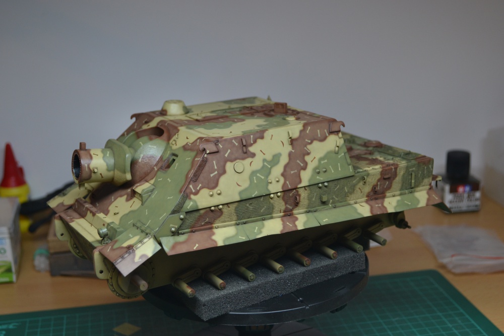 Sturmtiger (Plná velikost v novém okně) Sturmtiger