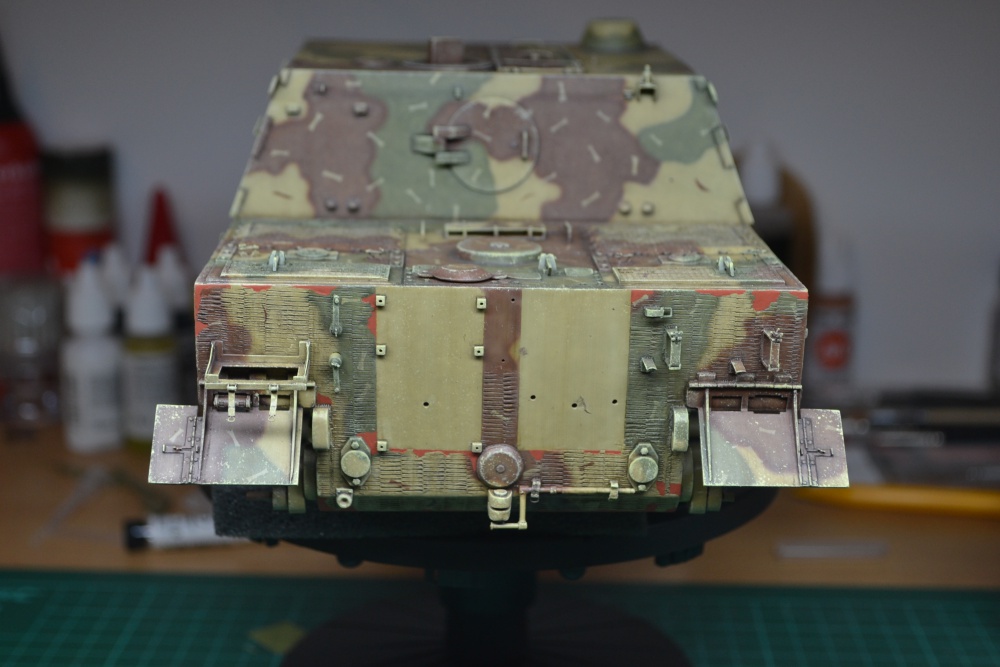 Sturmtiger (Plná velikost v novém okně) Sturmtiger