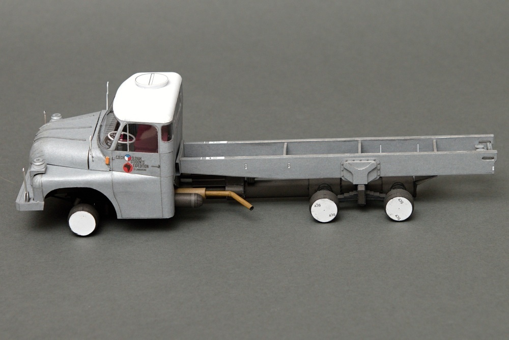 413159