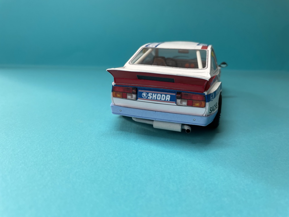 ŠKODA 130R/H (Plná velikost v novém okně) ŠKODA 130R/H